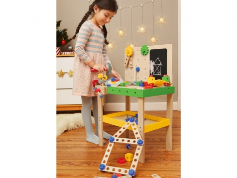 Banco da lavoro o carrello delle pulizie per bambini