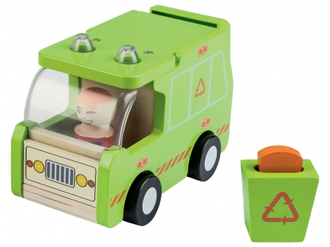 Veicolo in legno con personaggi