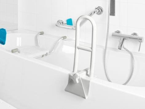 Maniglia per accesso alla vasca da bagno