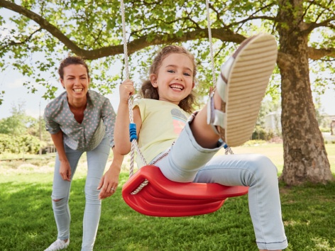 Altalena o fune per arrampicarsi
