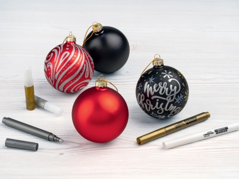 Set per dipingere le palline natalizie