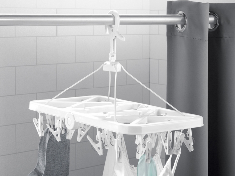 Appendiabiti multiplo o mini stendibiancheria con mollette