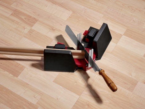 Falsa squadra e sagoma o barra martello