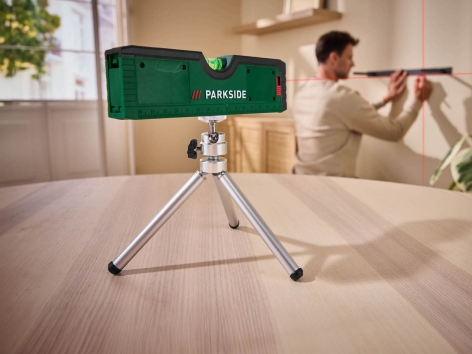 Livella laser con treppiede