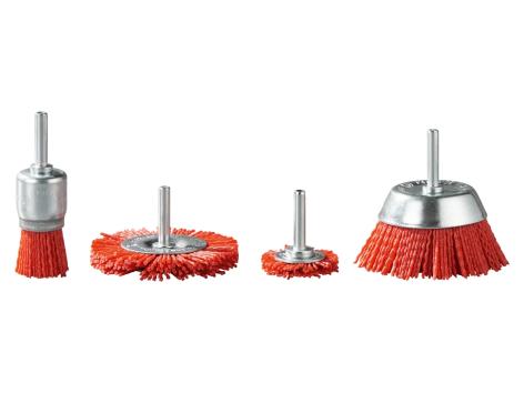 Set per lucidatura, set spazzole o pompa per trapano