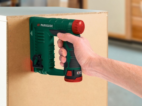 Pistola sparapunti ricaricabile