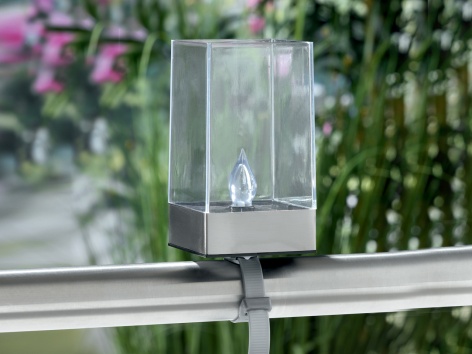 Lampada LED ad energia solare