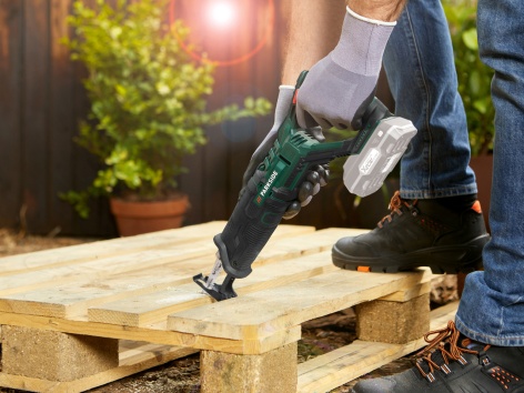 Seghetto ricaricabile