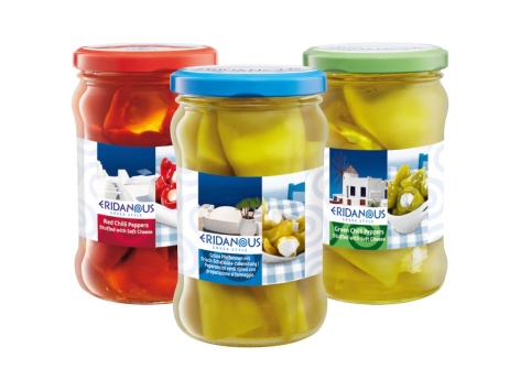 Peperoncini verdi o rossi ripieni