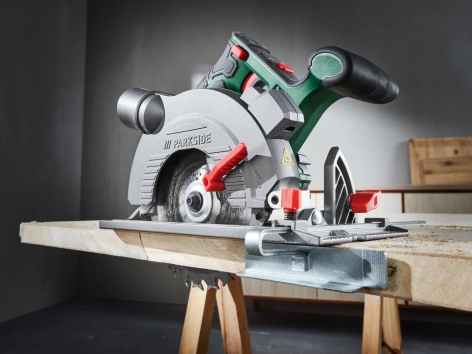 Sega circolare ricaricabile