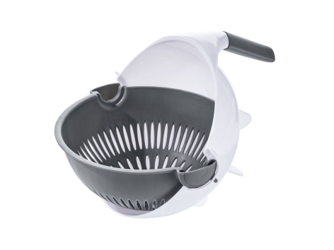 Scodella con grattugia multifunzione