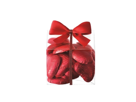 Scatola regalo con cuori di cioccolato