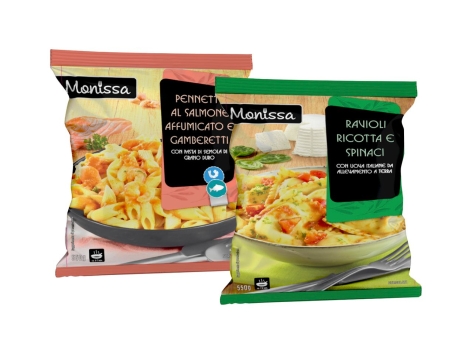 Pennette con salmone affumicato o ravioli di ricotta e spinaci