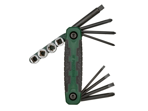 Set cacciaviti e chiavi a bussola o set chiavi a brugola