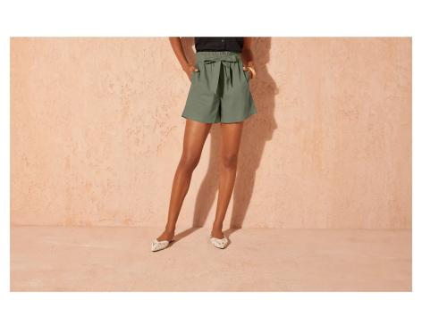 Shorts in lino da donna