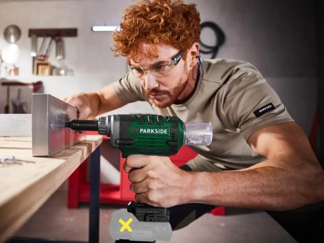 Rivettatrice ricaricabile