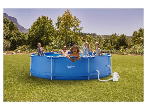 Piscina con struttura in metallo con pompa a filtro inclusa