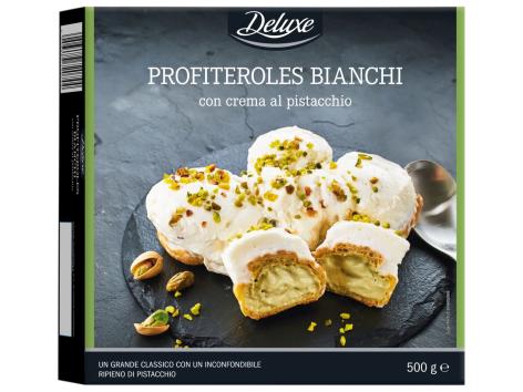 Profiteroles bianchi con crema al pistacchio