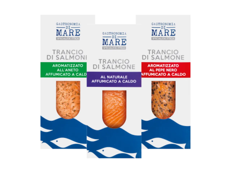 Tranci di salmone fresco affumicato