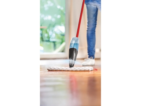 Lavapavimenti con spruzzatore