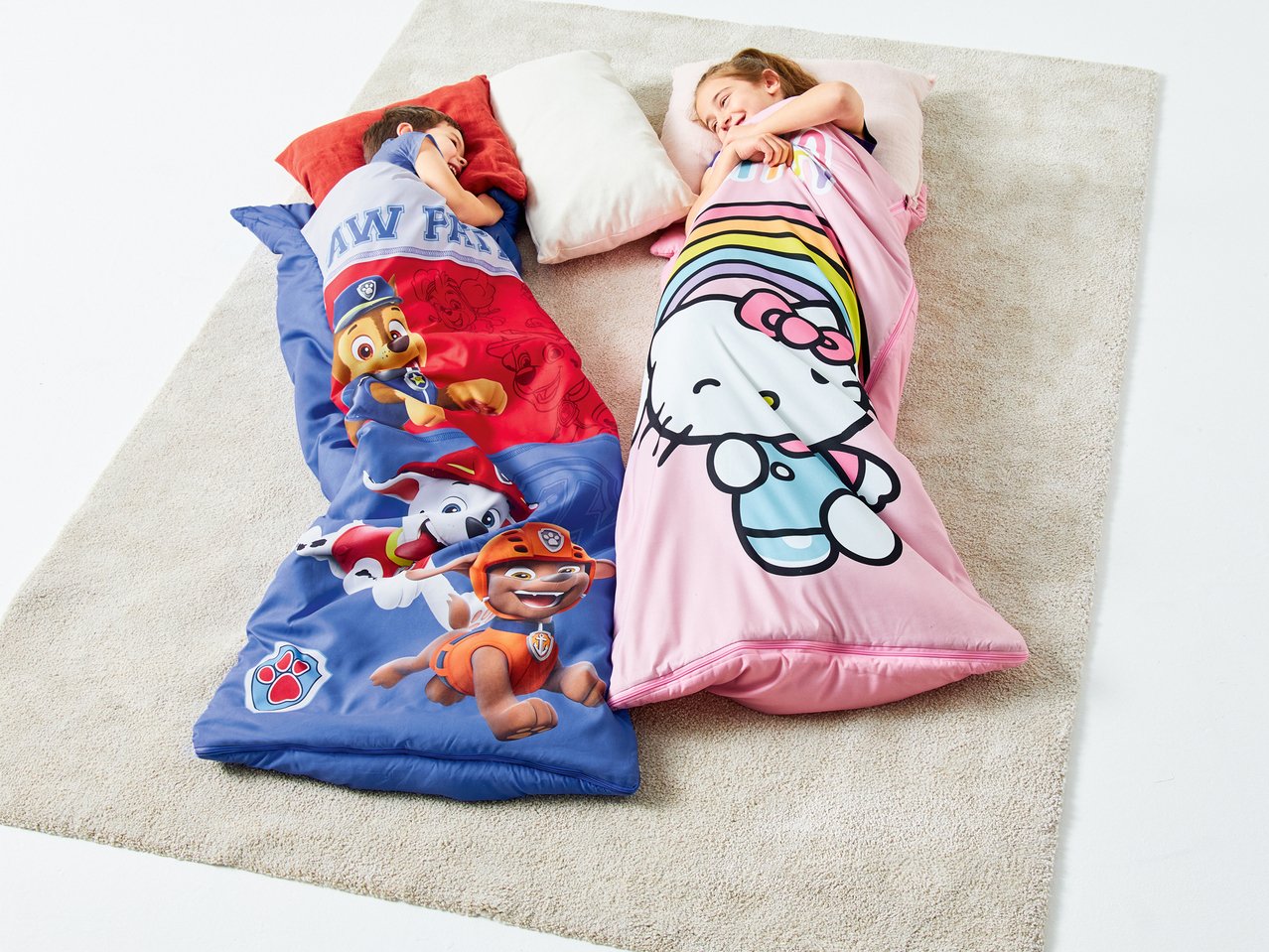 Sacco a pelo per bambini "Hello Kitty, Paw Patrol, Peppa Pig, Sam il Pompiere"
