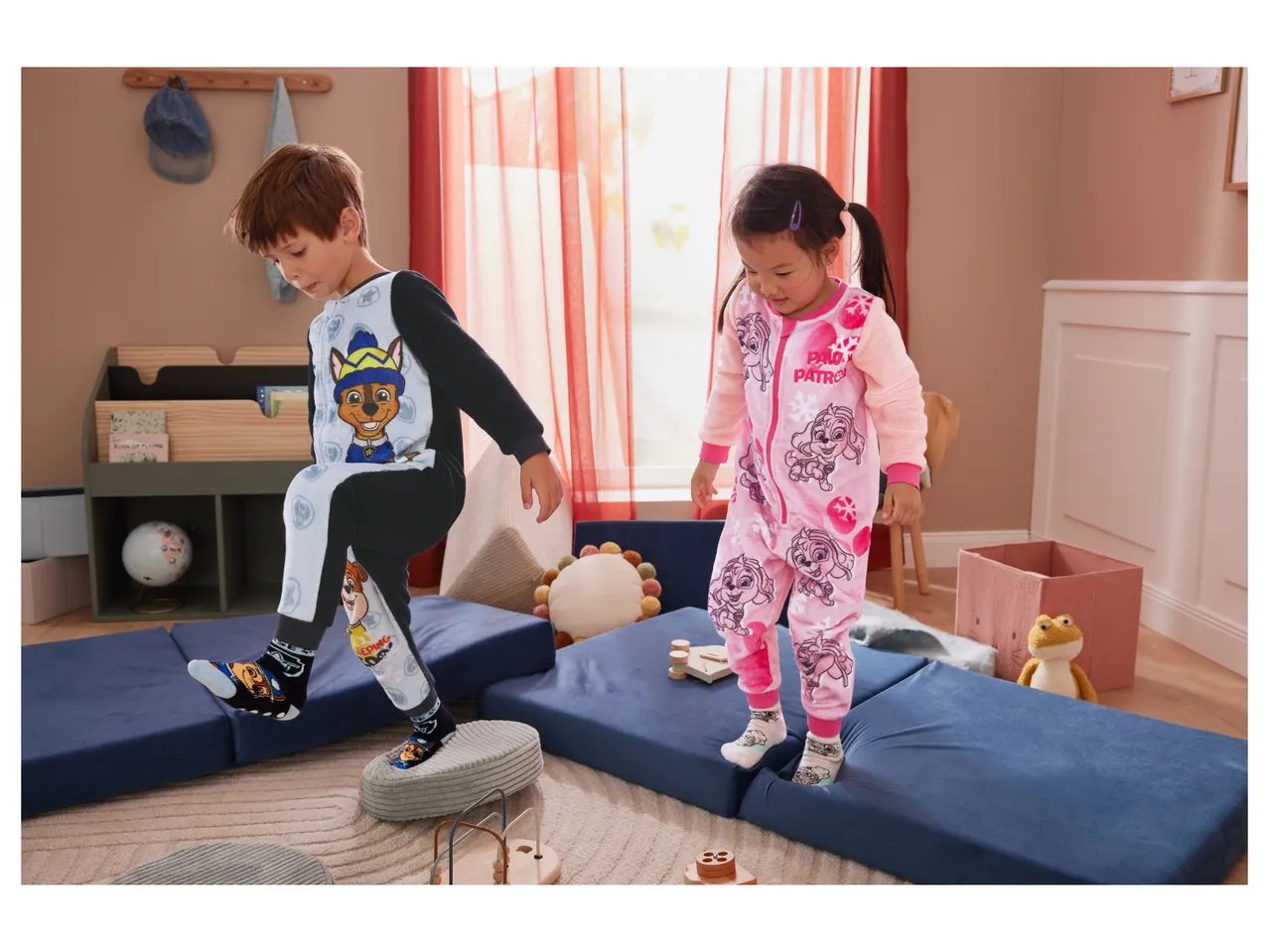 Tuta intera da bambina "Gabby's Dollhouse, Paw Patrol"