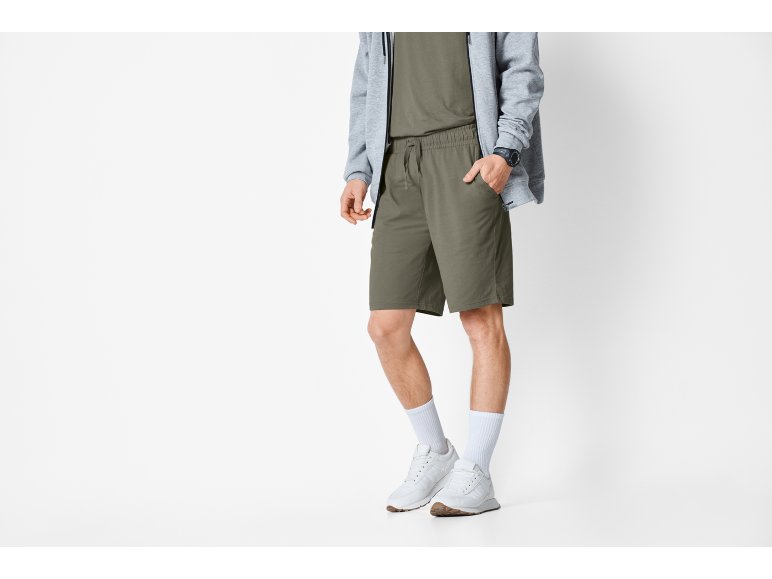 T-shirt o shorts da uomo