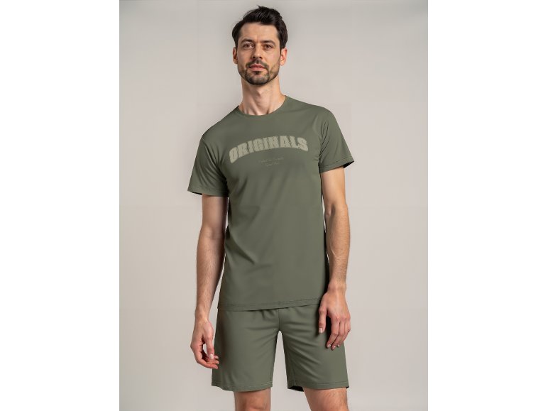 T-shirt o shorts da uomo