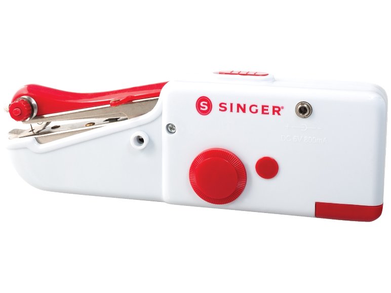 Macchina da cucire portatile "Singer"