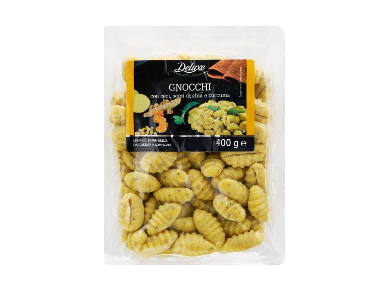 Gnocchi di patate con ceci, semi di chia e curcuma