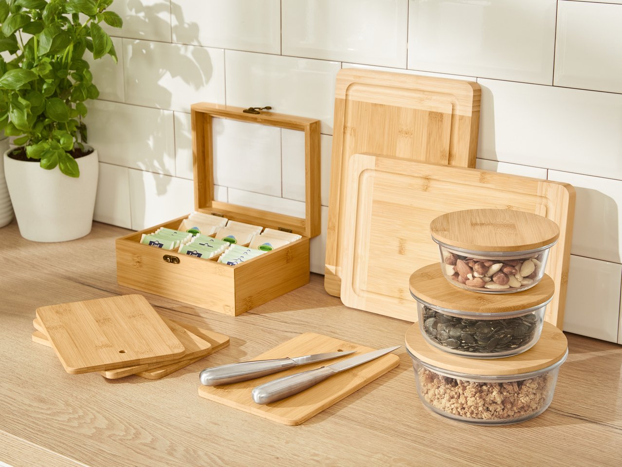 Set 3 contenitori in vetro con coperchio in bambù